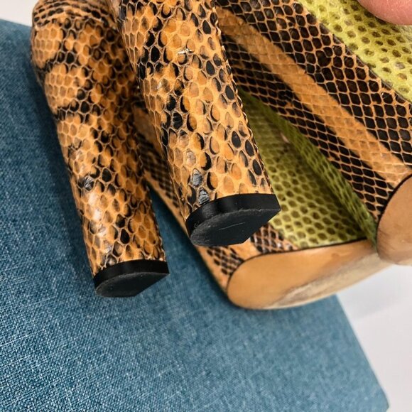 Chloe Yellow Orange/Brown Two-tone Snake Skin Elaphe Pumps size 11 - Picture 7 of 15